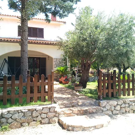 The Olive's Hill